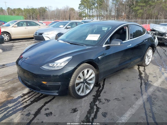 Продажа на аукционе авто 2018 Tesla Model 3 Long Range/mid Range, vin: 5YJ3E1EA5JF060414, номер лота: 44240051