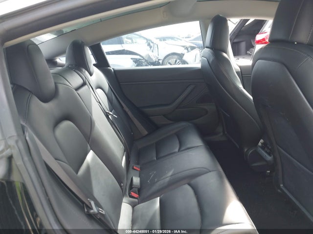 Продажа на аукционе авто 2018 Tesla Model 3 Long Range/mid Range, vin: 5YJ3E1EA5JF060414, номер лота: 44240051