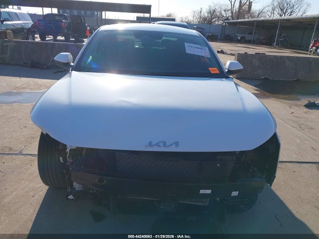 Aukcja sprzedaży 2025 Kia K4 Lxs, vin: 3KPFT4DE5SE140327, numer aukcji: 44240063