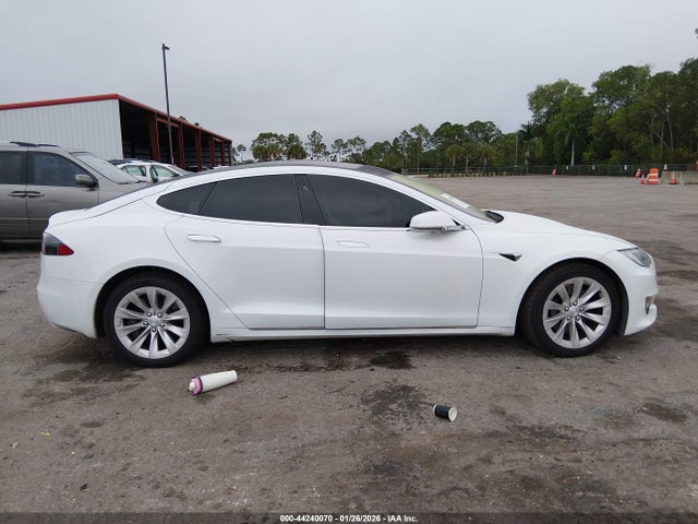 Tesla Model S 100d/75d/p100d 2018 5YJSA1E23JF281395 Image 12