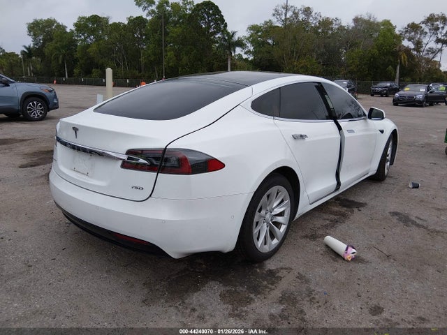 2018 TESLA MODEL S 5YJSA1E23JF281395 Photo 3