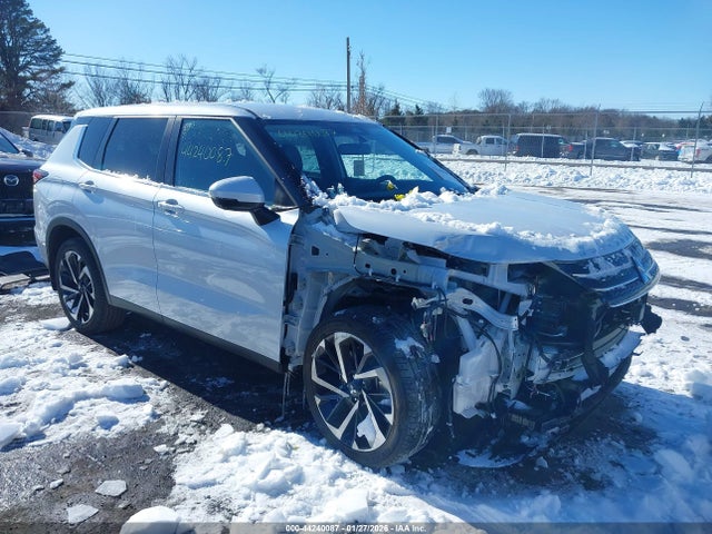 2023 MITSUBISHI OUTLANDER JA4J3UA89PZ050614 Photo 0