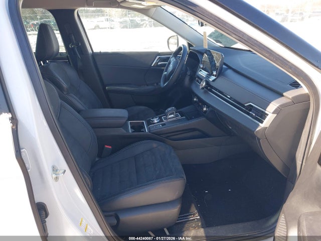 2023 MITSUBISHI OUTLANDER JA4J3UA89PZ050614 Photo 4