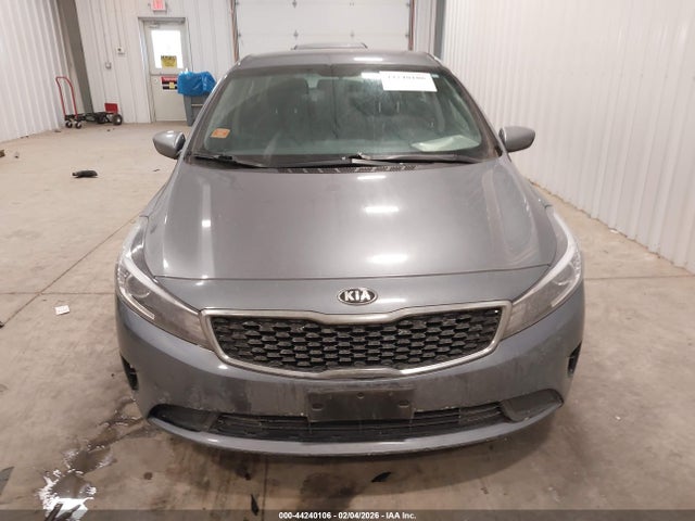 KIA FORTE S 2018 3KPFL4A72JE210788 Image 12