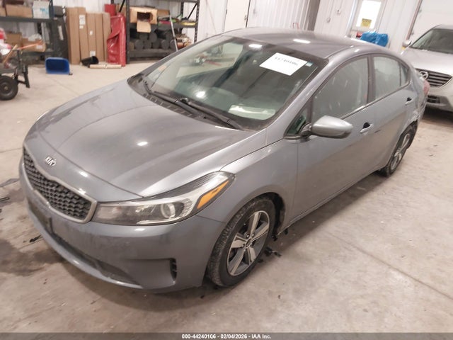 KIA FORTE S 2018 3KPFL4A72JE210788 Image 2