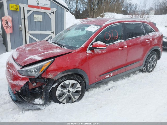 2022 KIA NIRO EV KNDCC3LG9N5142582 Photo 1