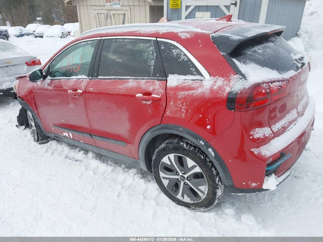 2022 KIA NIRO EV KNDCC3LG9N5142582 Photo 2