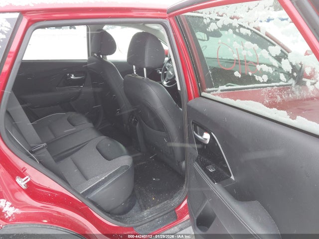2022 KIA NIRO EV KNDCC3LG9N5142582 Photo 7