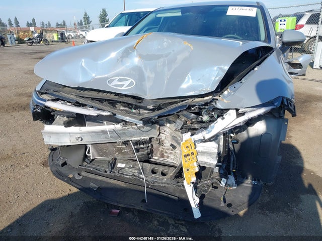 Hyundai SONATA SEL 2025 KMHL64JA7SA482873 Image 6