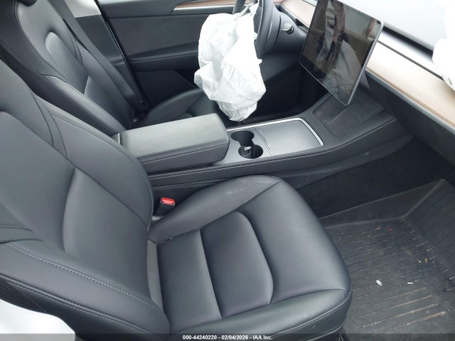 2023 TESLA MODEL Y 7SAYGAEE7PF610842 Photo 4