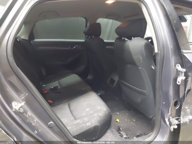 1HGCV1F17KA098950 Honda ACCORD LX