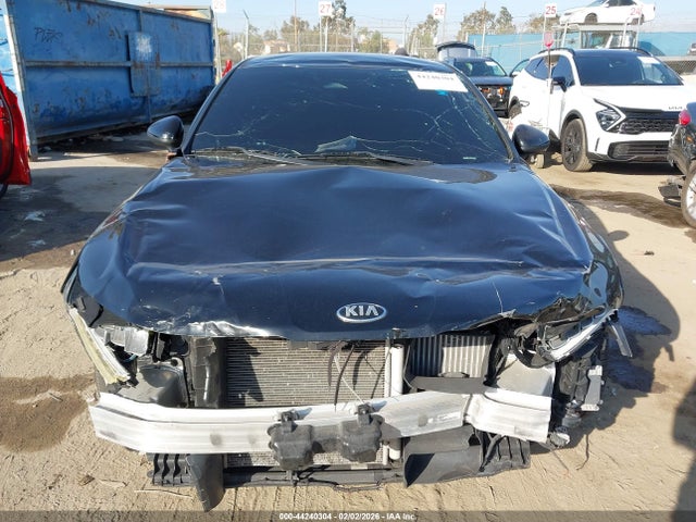 5XXG14J2XMG075473 KIA K5 LXS