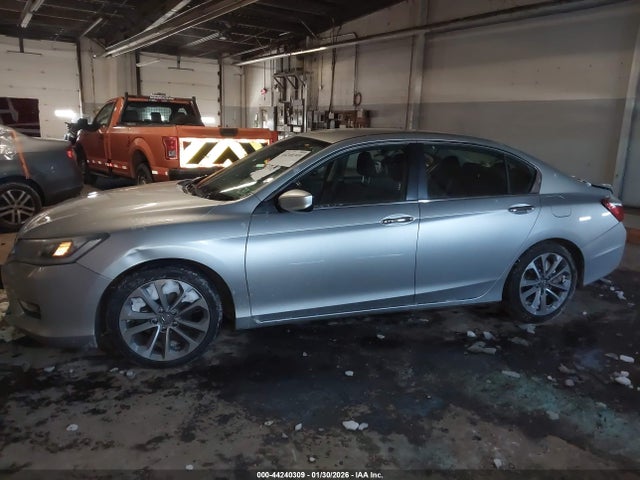 Продажа на аукционе авто 2014 Honda Accord Sport, vin: 1HGCR2F56EA090095, номер лота: 44240309