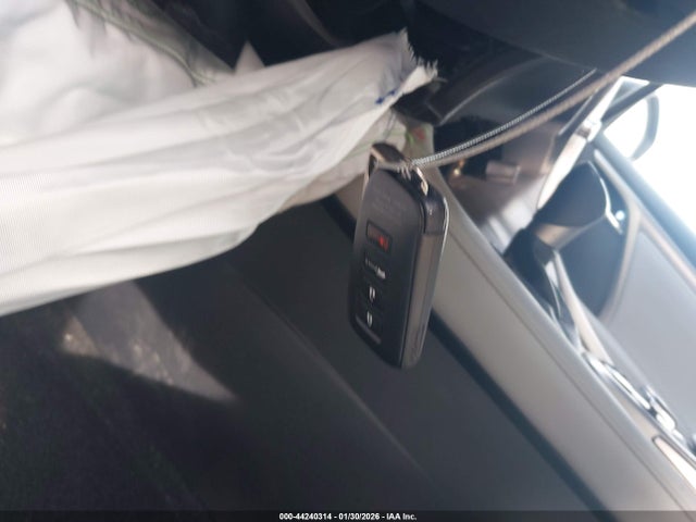 44240314 :رقم المزاد ، 2T2BZMCA1GC044272 vin ، 2016 Lexus Rx 350 F Sport مزاد بيع