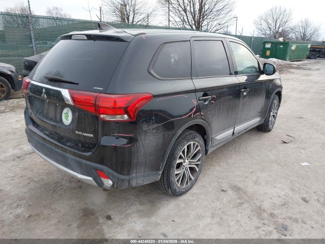 2018 MITSUBISHI OUTLANDER JA4AZ3A34JZ059497 Photo 3