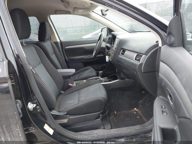 2018 MITSUBISHI OUTLANDER JA4AZ3A34JZ059497 Photo 4