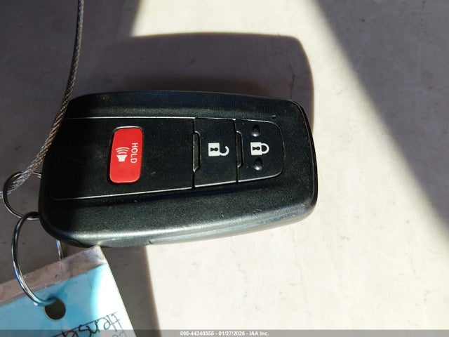 JTNKHMBX0M1113445 Toyota C-HR XLE