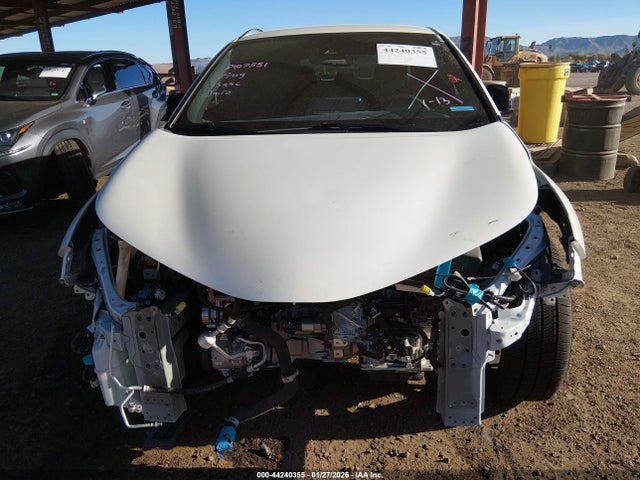 JTNKHMBX0M1113445 Toyota C-HR XLE