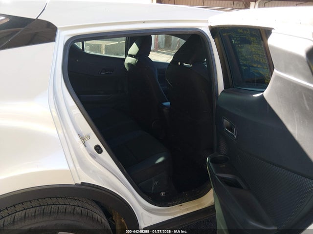 JTNKHMBX0M1113445 Toyota C-HR XLE