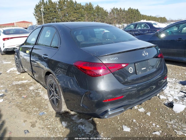 2023 MERCEDES-BENZ C 300 W1KAF4HB4PR105815 Photo 2