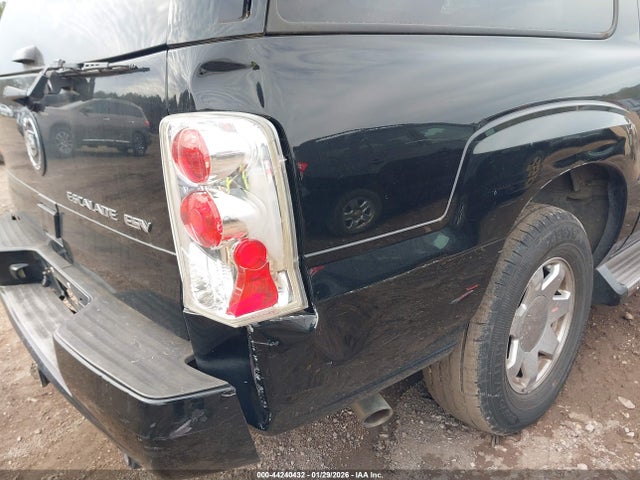 2005 CADILLAC ESCALADE ESV 3GYFK66N95G154407 Photo 5