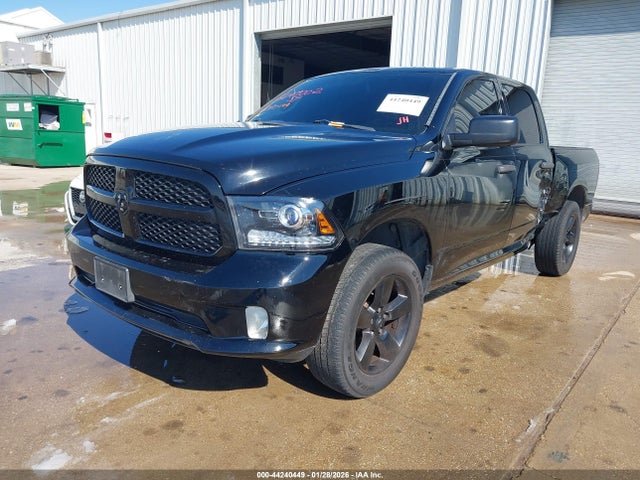 2015 RAM 1500 1C6RR6KT0FS500946 Photo 1