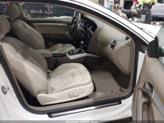 2012 AUDI A5 WAULFAFR5CA015175 Photo 4