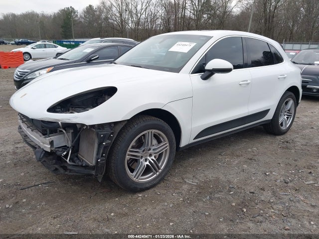 2015 PORSCHE MACAN WP1AB2A56FLB54318 Photo 1