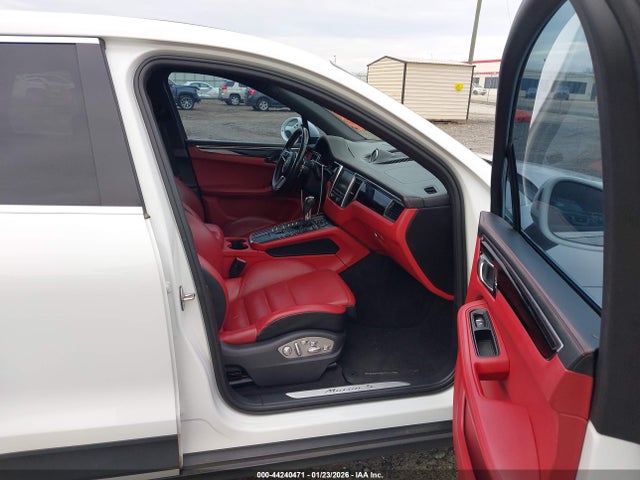 2015 PORSCHE MACAN WP1AB2A56FLB54318 Photo 4