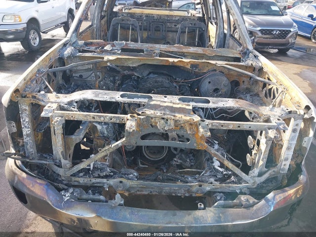 3GCUKNECXJG228693 Chevrolet Silverado 1500 Wt