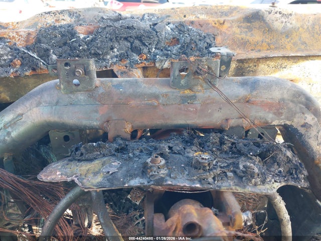3GCUKNECXJG228693 Chevrolet Silverado 1500 Wt