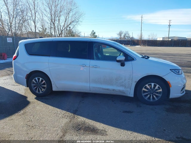 2C4RC1L74PR541517 Chrysler Pacifica Hybrid Touring L
