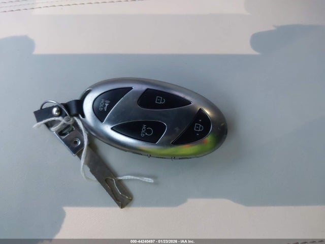 2025 Hyundai Santa Fe Calligraphy მანქანა იყიდება აუქციონზე, vin: 5NMP5DGL7SH087440, აუქციონის ნომერი: 44240497