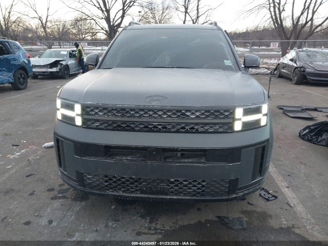 2025 Hyundai Santa Fe Calligraphy მანქანა იყიდება აუქციონზე, vin: 5NMP5DGL7SH087440, აუქციონის ნომერი: 44240497