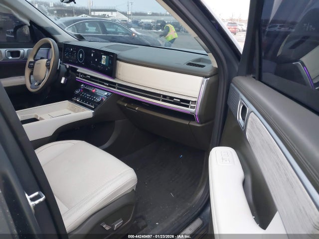 2025 Hyundai Santa Fe Calligraphy მანქანა იყიდება აუქციონზე, vin: 5NMP5DGL7SH087440, აუქციონის ნომერი: 44240497