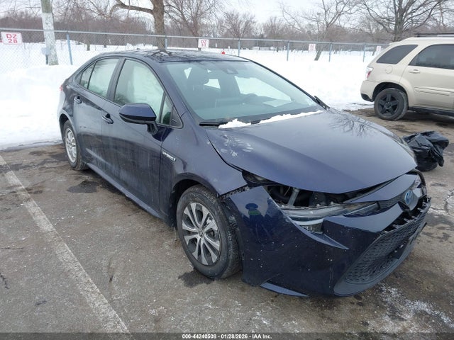 Toyota Corolla Hybrid Le 2021 JTDEAMDE1MJ018149 main image