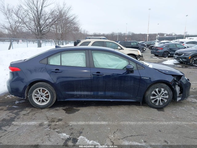 Toyota Corolla Hybrid Le 2021 JTDEAMDE1MJ018149 Image 13