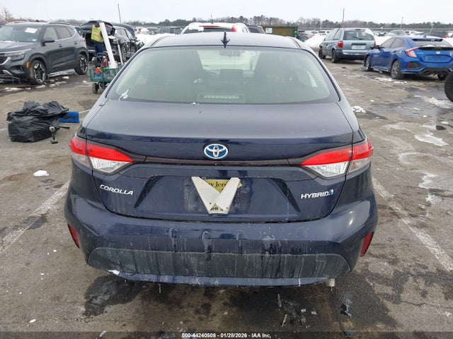 Toyota Corolla Hybrid Le 2021 JTDEAMDE1MJ018149 Image 16