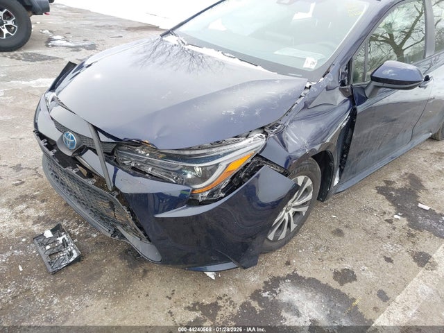 Toyota Corolla Hybrid Le 2021 JTDEAMDE1MJ018149 Image 17