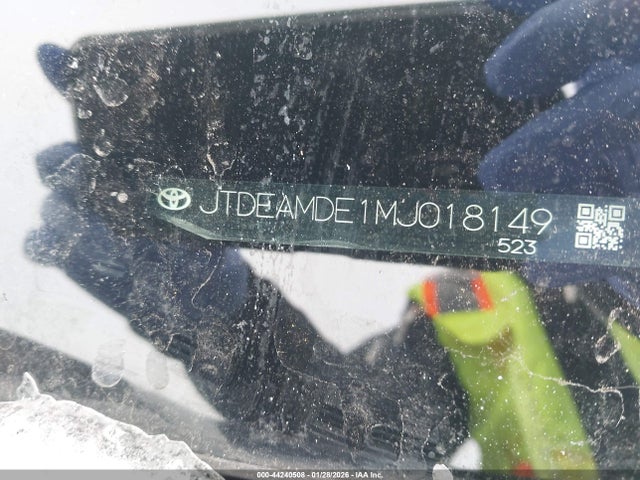 Toyota Corolla Hybrid Le 2021 JTDEAMDE1MJ018149 Image 9