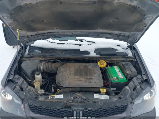 2C4RDGEG0KR739498 Dodge Grand Caravan Gt