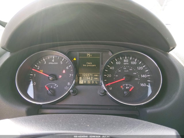 JN8AS5MT6FW672235 Nissan Rogue Select S