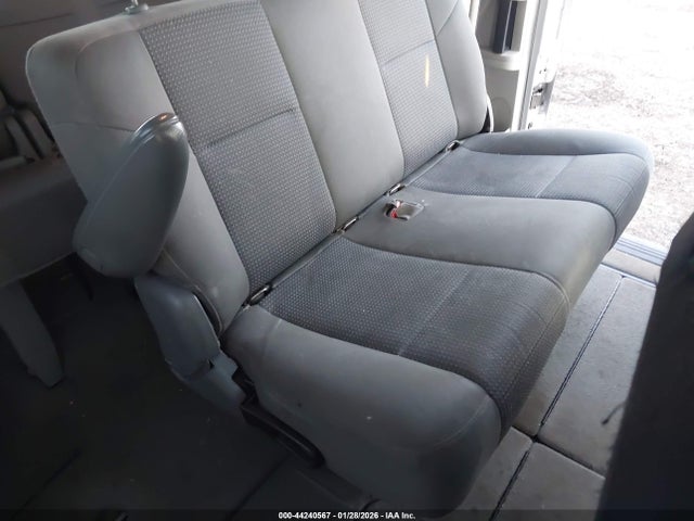 Продажа на аукционе авто 2010 Volkswagen Routan S, vin: 2V4RW4D18AR348254, номер лота: 44240567