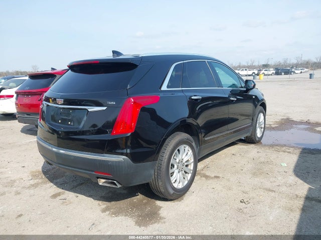2017 CADILLAC XT5 1GYKNARS2HZ194777 Photo 3