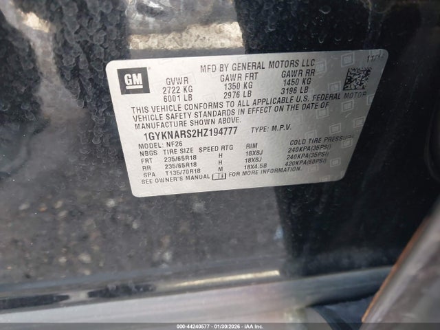 2017 CADILLAC XT5 1GYKNARS2HZ194777 Photo 8