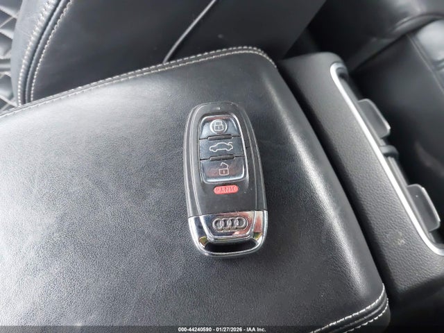 44240590 :رقم المزاد ، WAUJ2AFC2DN091056 vin ، 2013 Audi S6 4.0t Prestige مزاد بيع