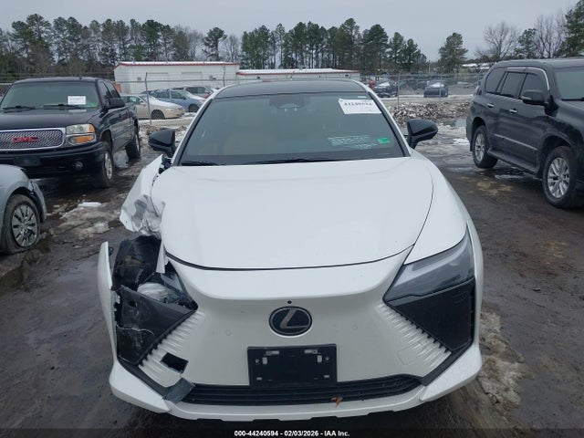 JTJABABB6SA011355 Lexus Rz 300e Premium