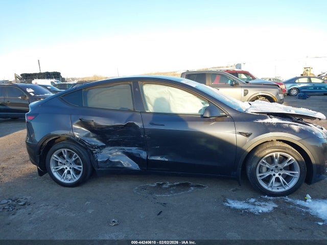 44240610 :رقم المزاد ، 7SAYGDEE7RA254927 vin ، 2024 Tesla Model Y Long Range Dual Motor All-wheel Drive مزاد بيع