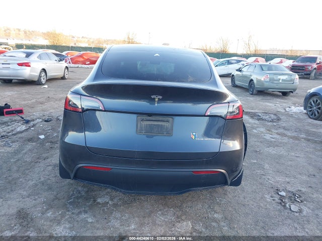 44240610 :رقم المزاد ، 7SAYGDEE7RA254927 vin ، 2024 Tesla Model Y Long Range Dual Motor All-wheel Drive مزاد بيع