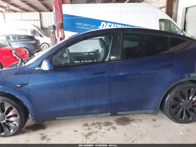 7SAYGDEF9PF709592 Tesla Model Y Performance Dual Motor All-wheel Drive